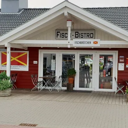 Ferienhaus Bahnenswarft بيت للعطل Dagebüll
