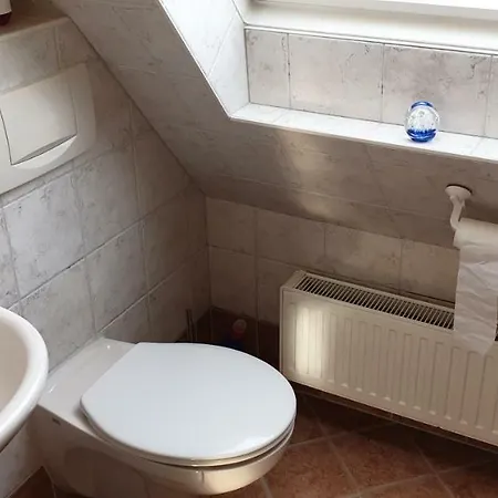 Ferienhaus Bahnenswarft بيت للعطل *