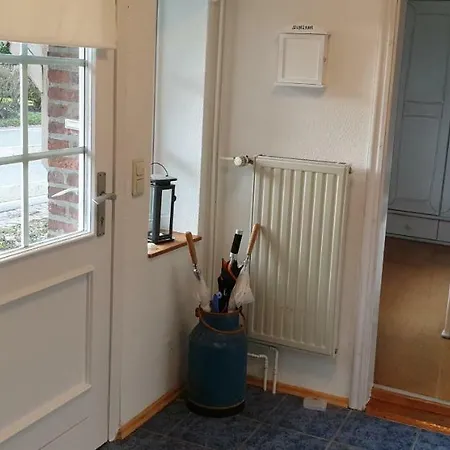 Ferienhaus Bahnenswarft بيت للعطل *